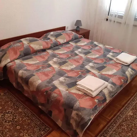 아파트 In Porec/istrien 38185 포레치